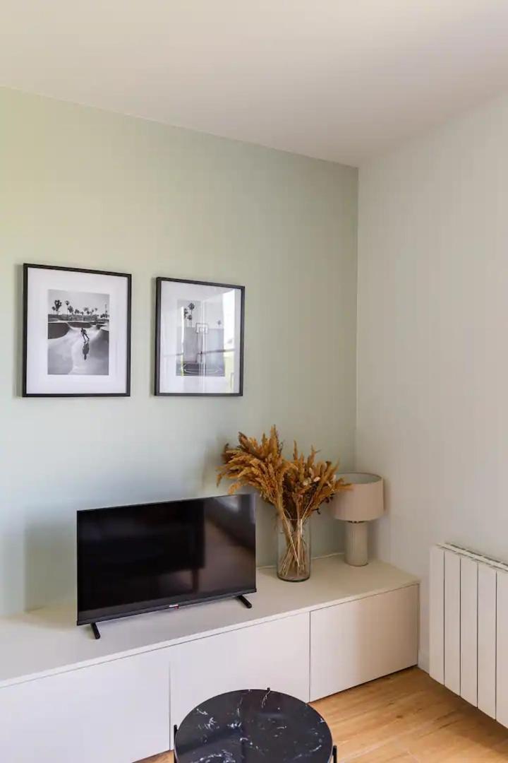 Charmant Appartement Calme Proche De Paris 圣但尼 外观 照片