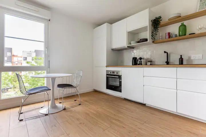 Charmant Appartement Calme Proche De Paris 圣但尼 外观 照片